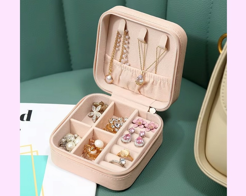 Portable Mini Jewelry Storage Box - $2 with Free Shipping - Travel Organizer for Earrings, Rings, Necklaces